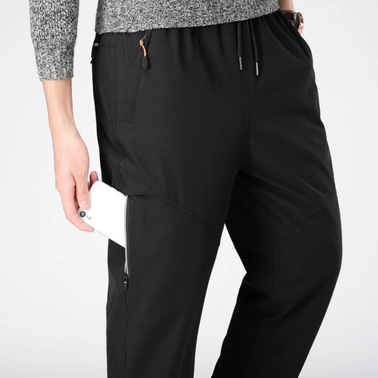 Vodoodporne, vetrovno odporne in izolirane hlače za prosti čas