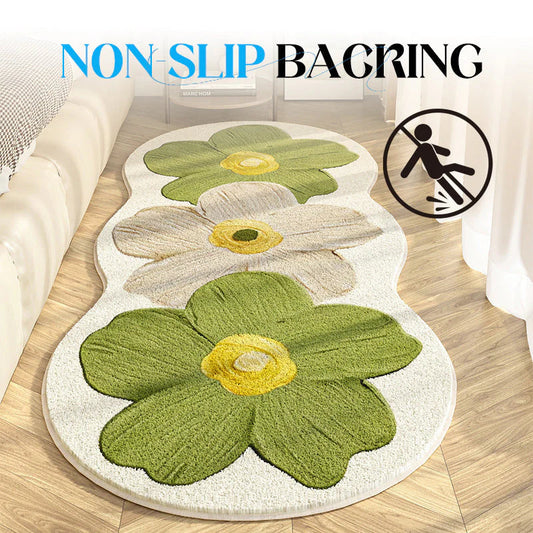 Preproga z nežnim nepravilnim cvetličnim vzorcem