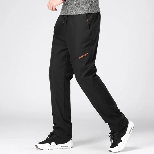 Vodoodporne, vetrovno odporne in izolirane hlače za prosti čas