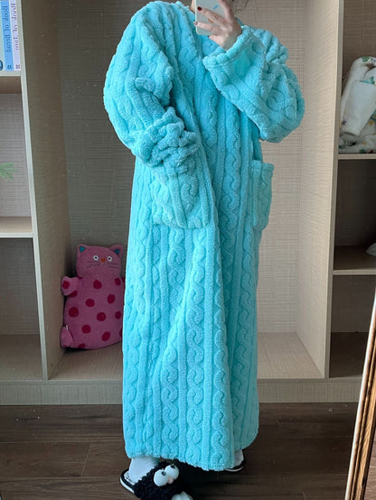 Zimska topla in udobna domača oblačila iz koralnega flisa