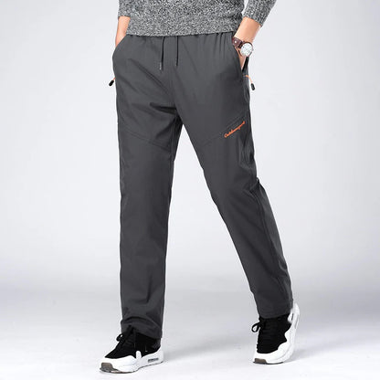 Vodoodporne, vetrovno odporne in izolirane hlače za prosti čas