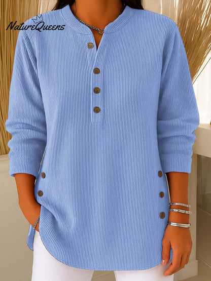 Ženski pulover iz ohlapnega pletenja z dolgimi rokavi in enobarvnim vzorcem